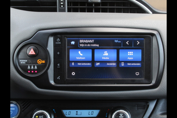 Toyota Yaris 1.5 Hybrid Dynamic CLIMATE | CRUISE | LED | CAMERA | CARPLAY | KEYLESS