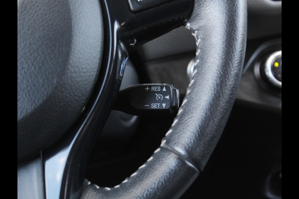 Toyota Yaris 1.5 Hybrid Dynamic CLIMATE | CRUISE | LED | CAMERA | CARPLAY | KEYLESS