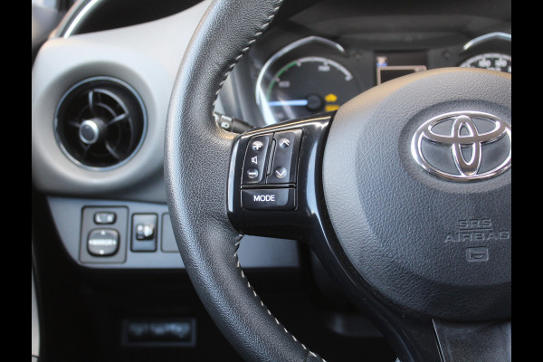 Toyota Yaris 1.5 Hybrid Dynamic CLIMATE | CRUISE | LED | CAMERA | CARPLAY | KEYLESS