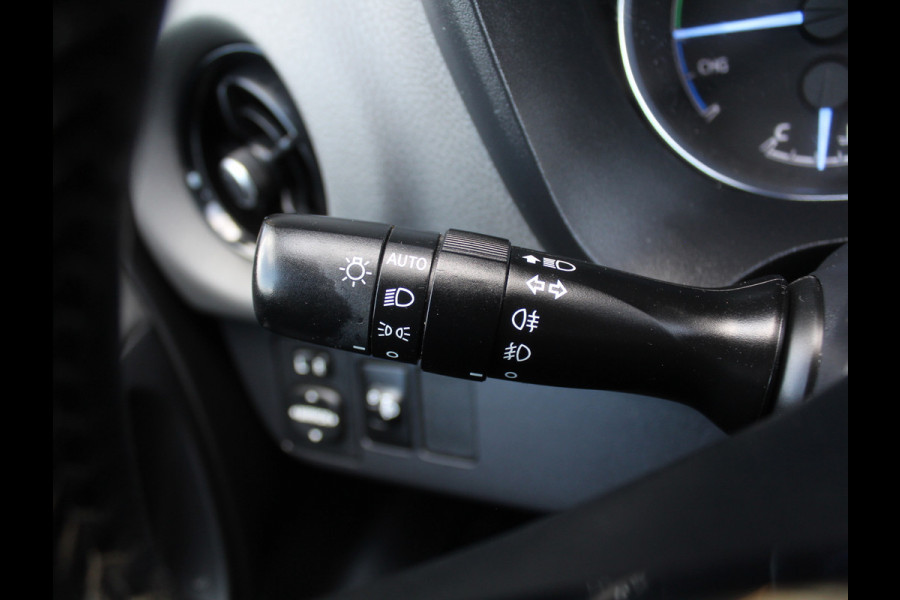 Toyota Yaris 1.5 Hybrid Dynamic CLIMATE | CRUISE | LED | CAMERA | CARPLAY | KEYLESS
