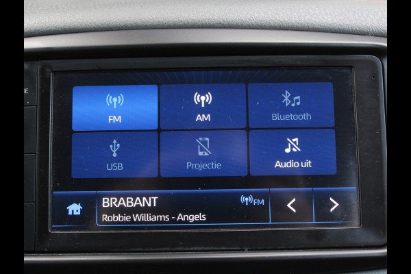 Toyota Yaris 1.5 Hybrid Dynamic CLIMATE | CRUISE | LED | CAMERA | CARPLAY | KEYLESS