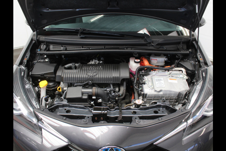 Toyota Yaris 1.5 Hybrid Dynamic CLIMATE | CRUISE | LED | CAMERA | CARPLAY | KEYLESS