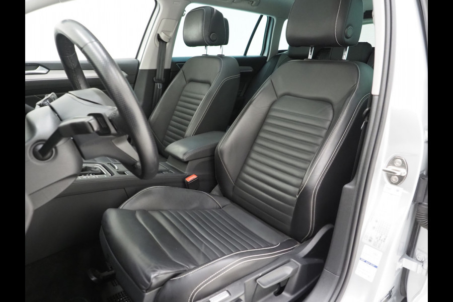 Volkswagen Passat Variant 1.4 TSI PHEV GTE R-line | Panoramadak | Trekhaak | Dynaudio | 360 | Massage | Head Up | Adaptive