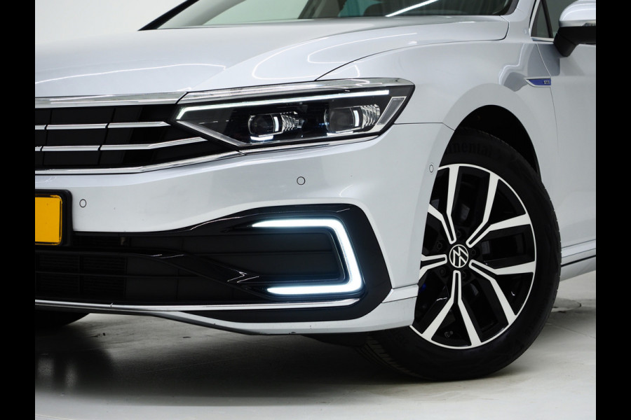 Volkswagen Passat Variant 1.4 TSI PHEV GTE R-line | Panoramadak | Trekhaak | Dynaudio | 360 | Massage | Head Up | Adaptive
