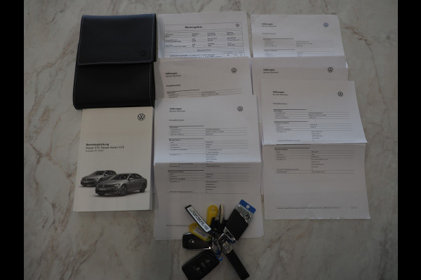 Volkswagen Passat Variant 1.4 TSI PHEV GTE R-line | Panoramadak | Trekhaak | Dynaudio | 360 | Massage | Head Up | Adaptive