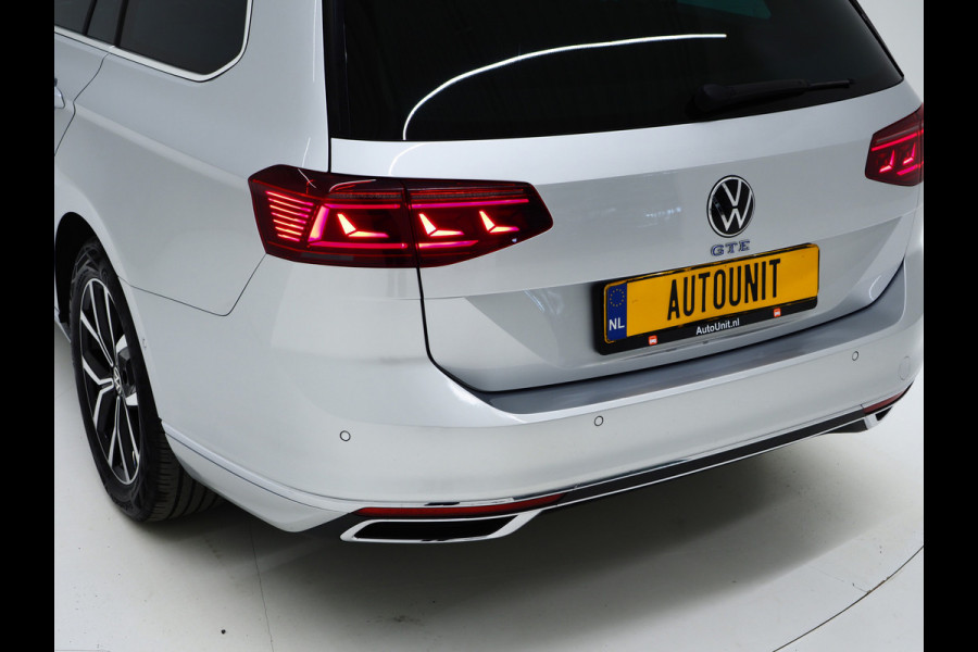 Volkswagen Passat Variant 1.4 TSI PHEV GTE R-line | Panoramadak | Trekhaak | Dynaudio | 360 | Massage | Head Up | Adaptive
