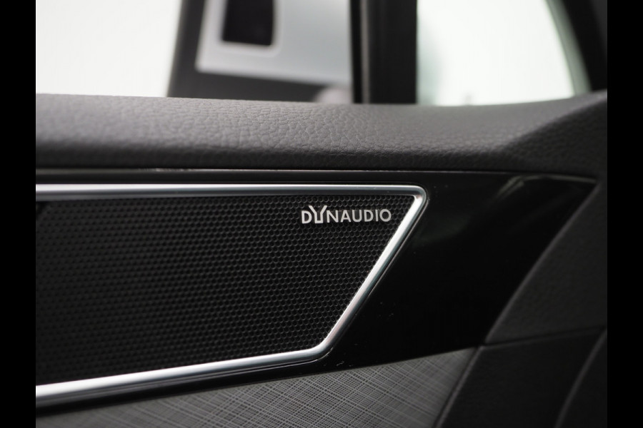 Volkswagen Passat Variant 1.4 TSI PHEV GTE R-line | Panoramadak | Trekhaak | Dynaudio | 360 | Massage | Head Up | Adaptive