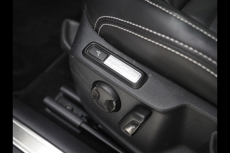 Volkswagen Passat Variant 1.4 TSI PHEV GTE R-line | Panoramadak | Trekhaak | Dynaudio | 360 | Massage | Head Up | Adaptive