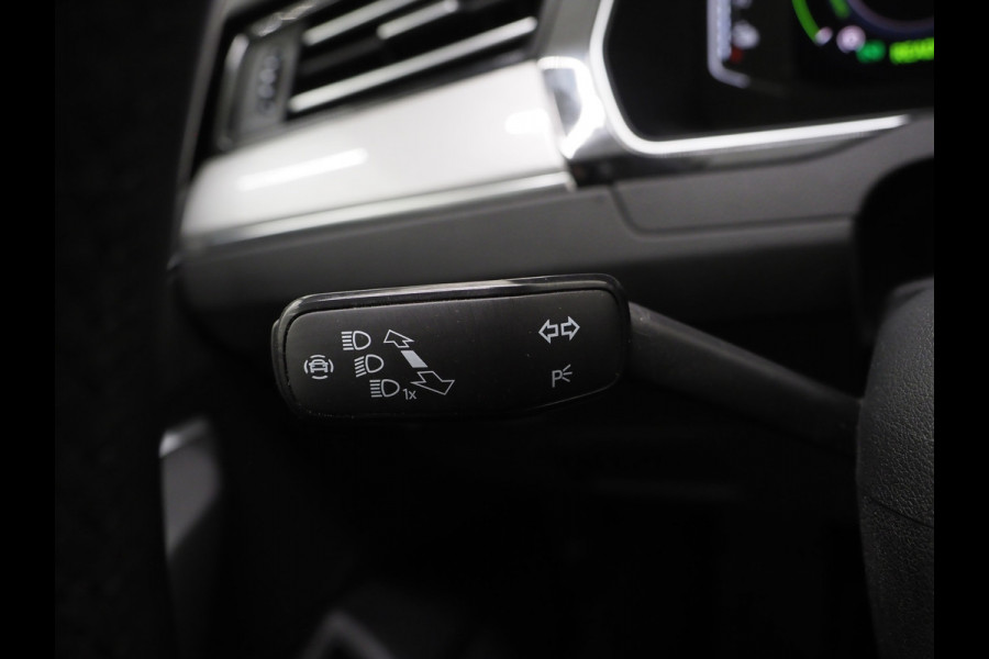 Volkswagen Passat Variant 1.4 TSI PHEV GTE R-line | Panoramadak | Trekhaak | Dynaudio | 360 | Massage | Head Up | Adaptive