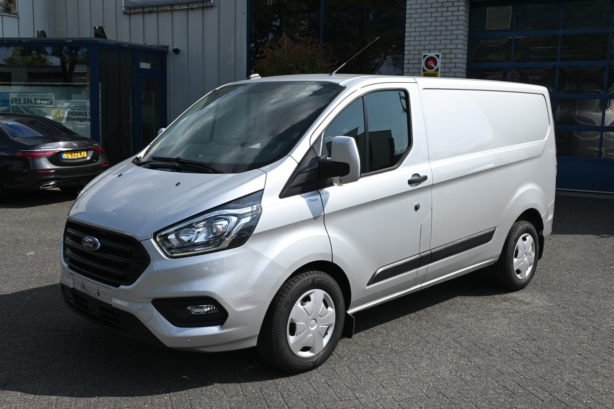 Ford Transit Custom 300S 2.0 TDCI 130 pk L1 Trend Camera, Cruise control, Dodehoekassist Ford Transit Custom 300S 2.0 TDCI 130 pk L1 Trend Camera, Cruise control, Dodehoekassist