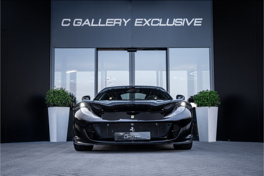 Ferrari 812 6.5 V12 Superfast HELE - Racing seats l Passenger display l JBL