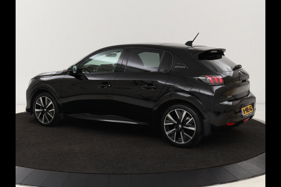 Peugeot 208 1.2 PureTech GT-Line | Panoramadak | Carplay | Afneembare trekhaak | Cruise control | Full LED | Navigatie | Camera | Sfeerverlichting