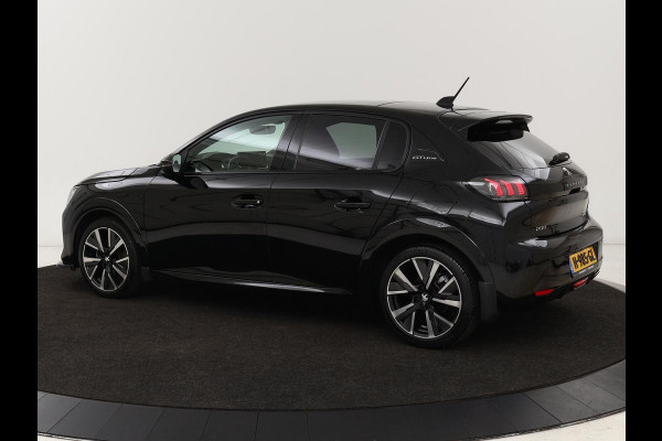 Peugeot 208 1.2 PureTech GT-Line | Panoramadak | Carplay | Afneembare trekhaak | Cruise control | Full LED | Navigatie | Camera | Sfeerverlichting