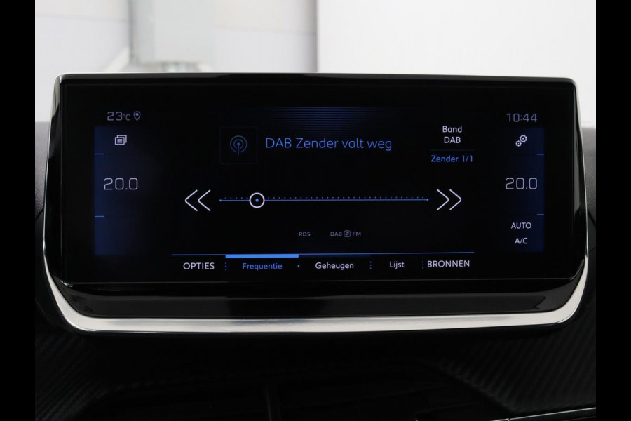 Peugeot 208 1.2 PureTech GT-Line | Panoramadak | Carplay | Afneembare trekhaak | Cruise control | Full LED | Navigatie | Camera | Sfeerverlichting