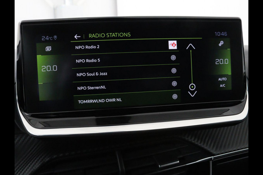 Peugeot 208 1.2 PureTech GT-Line | Panoramadak | Carplay | Afneembare trekhaak | Cruise control | Full LED | Navigatie | Camera | Sfeerverlichting
