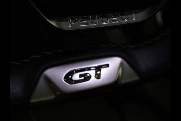 Peugeot 208 1.2 PureTech GT-Line | Panoramadak | Carplay | Afneembare trekhaak | Cruise control | Full LED | Navigatie | Camera | Sfeerverlichting