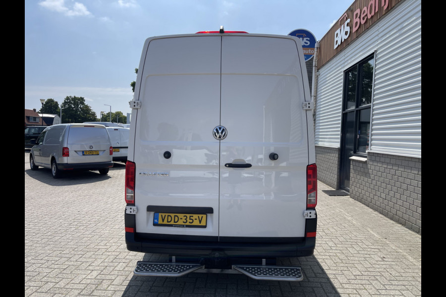 Volkswagen Crafter 35 2.0 TDI 140pk L3H3 ( voorheen L2H2 ) Comfortline / vaste prijs rijklaar € 20.950 ex btw / Sortimo ingerichte laadruimte met Victron omvormer / airco / cruise / navi / camera / trekhaak !