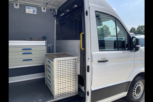 Volkswagen Crafter 35 2.0 TDI 140pk L3H3 ( voorheen L2H2 ) Comfortline / vaste prijs rijklaar € 20.950 ex btw / Sortimo ingerichte laadruimte met Victron omvormer / airco / cruise / navi / camera / trekhaak !