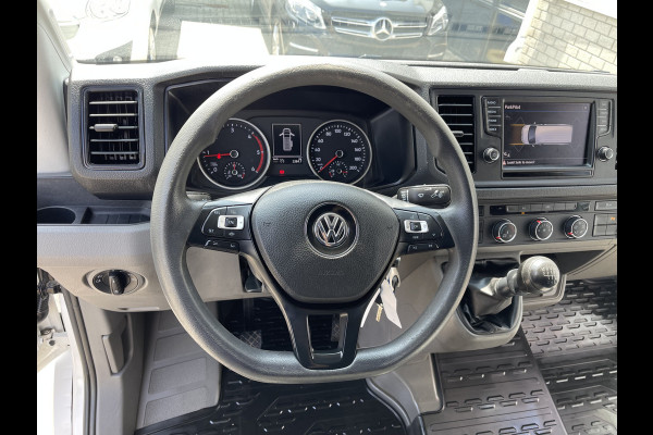 Volkswagen Crafter 35 2.0 TDI 140pk L3H3 ( voorheen L2H2 ) Comfortline / vaste prijs rijklaar € 20.950 ex btw / Sortimo ingerichte laadruimte met Victron omvormer / airco / cruise / navi / camera / trekhaak !