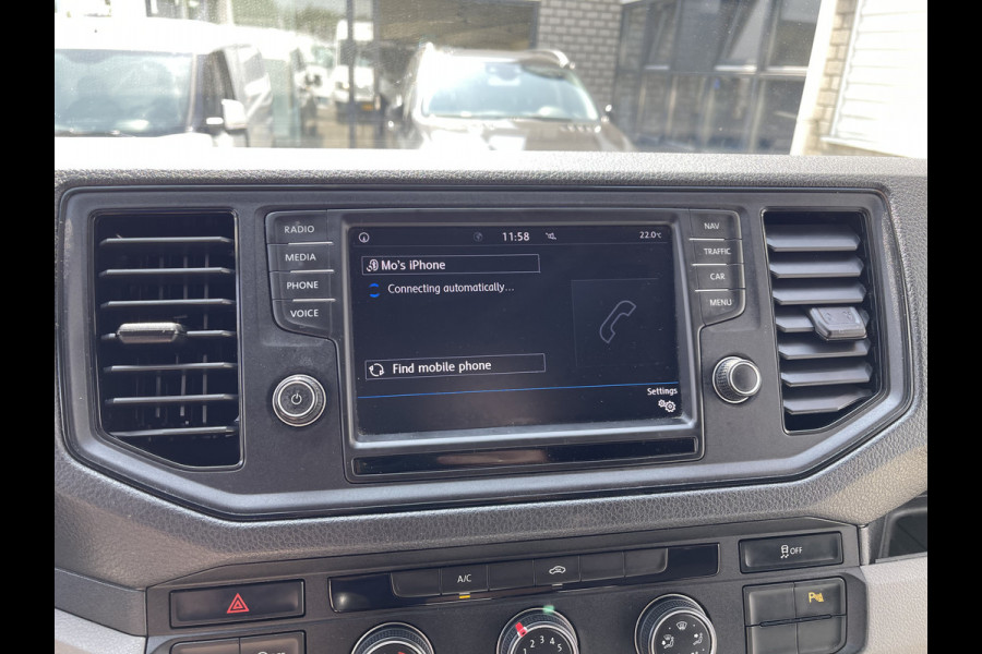 Volkswagen Crafter 35 2.0 TDI 140pk L3H3 ( voorheen L2H2 ) Comfortline / vaste prijs rijklaar € 20.950 ex btw / Sortimo ingerichte laadruimte met Victron omvormer / airco / cruise / navi / camera / trekhaak !