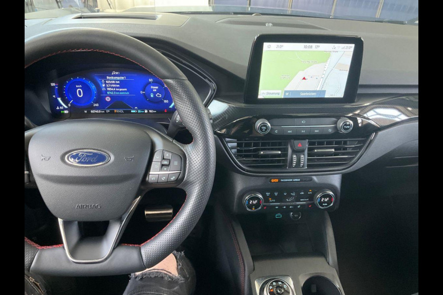 Ford Kuga 2.5 PHEV ST-Line X | Panoramadak | Trekhaak afneembaar | 19 inch + rode remklauwen | Winter Pack | Adaptive cruise control | Camera | Dodehoeksensoren  | Head up Display | Adaptive LED