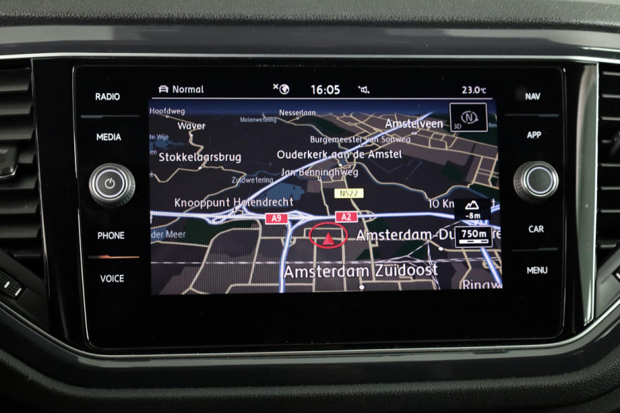 Volkswagen T-Roc 1.5 TSI Sport Business R | Automaat | Digitale Dashbord | Navigatie  | Acteruitrij camera | Elektrische Achterklep | LM Velgen 19" |
