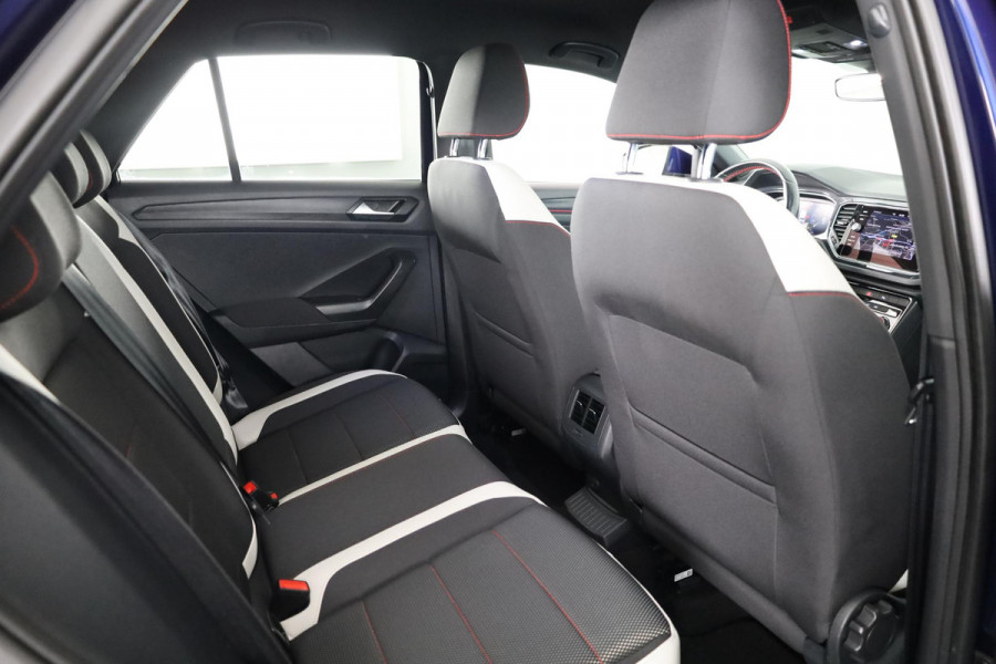 Volkswagen T-Roc 1.5 TSI Sport Business R | Automaat | Digitale Dashbord | Navigatie  | Acteruitrij camera | Elektrische Achterklep | LM Velgen 19" |