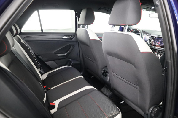 Volkswagen T-Roc 1.5 TSI Sport Business R | Automaat | Digitale Dashbord | Navigatie  | Acteruitrij camera | Elektrische Achterklep | LM Velgen 19" |