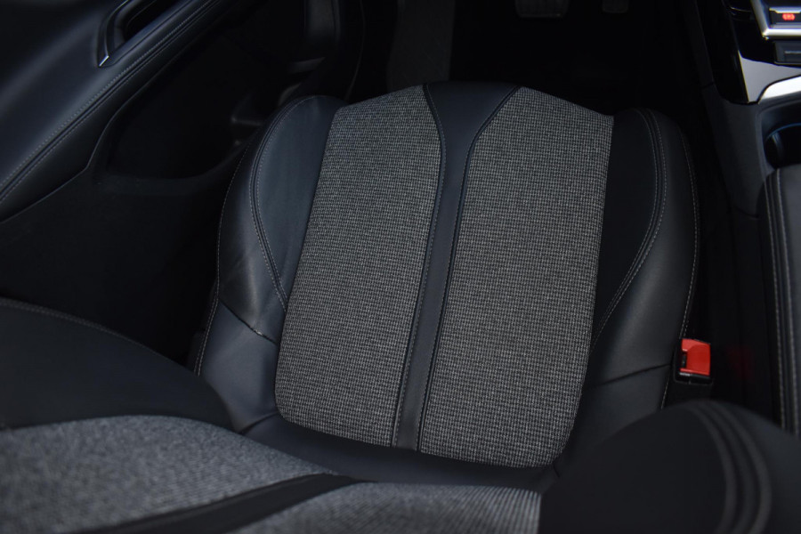 Peugeot 5008 1.2 PureTech 130PK Aut. Allure | 7 zits | Camera | Carplay | Incl. garantie