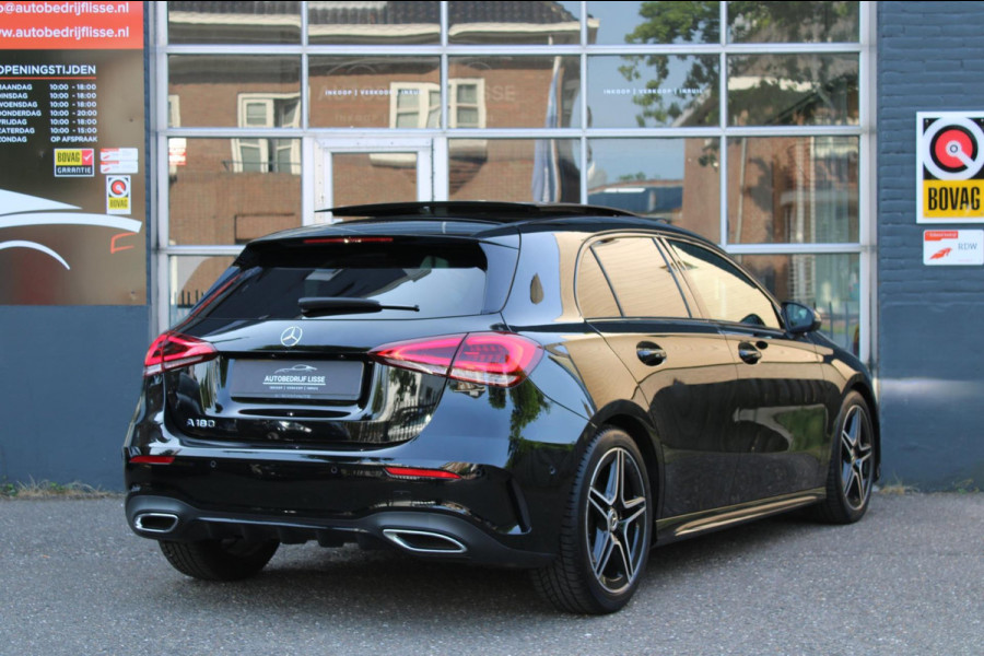 Mercedes-Benz A-Klasse 180 Business Solution AMG Pano Navi