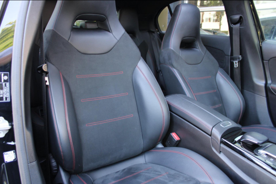 Mercedes-Benz A-Klasse 180 Business Solution AMG Pano Navi