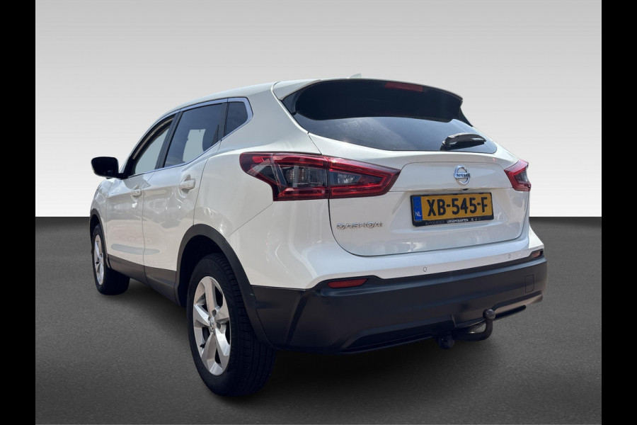 Nissan QASHQAI 1.2 N-Connecta | navigatie | cruise control | climate control | trekhaak | dealer onderhouden
