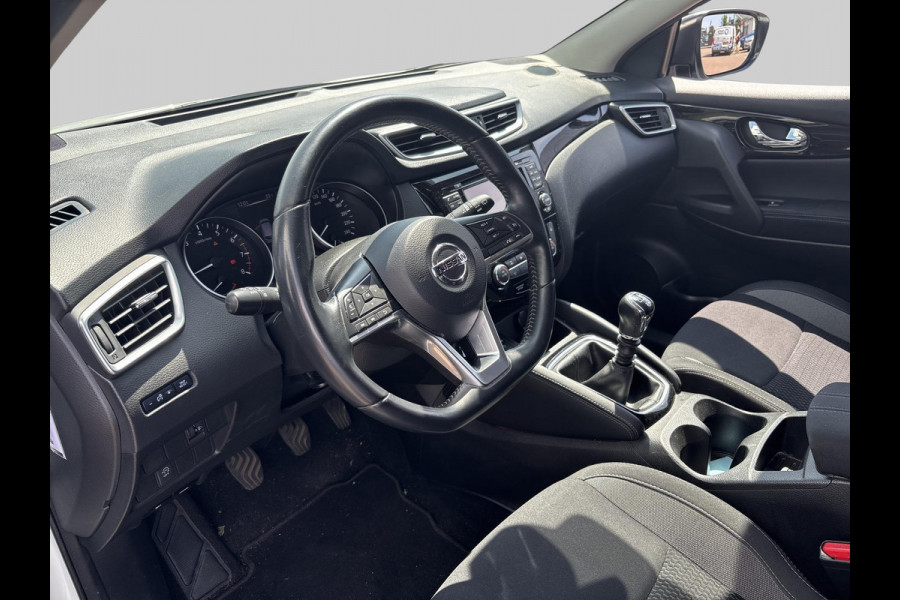 Nissan QASHQAI 1.2 N-Connecta | navigatie | cruise control | climate control | trekhaak | dealer onderhouden