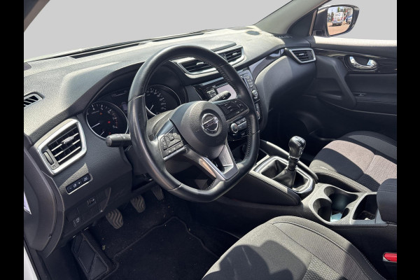 Nissan QASHQAI 1.2 N-Connecta | navigatie | cruise control | climate control | trekhaak | dealer onderhouden