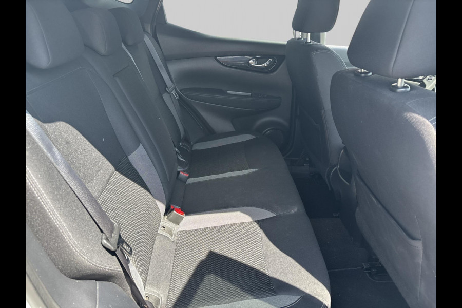 Nissan QASHQAI 1.2 N-Connecta | navigatie | cruise control | climate control | trekhaak | dealer onderhouden