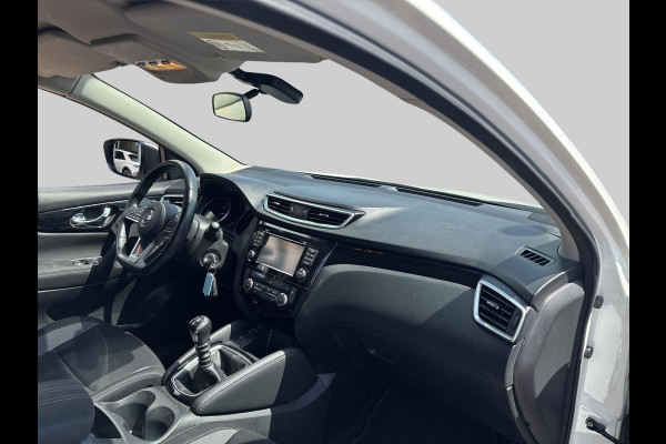Nissan QASHQAI 1.2 N-Connecta | navigatie | cruise control | climate control | trekhaak | dealer onderhouden