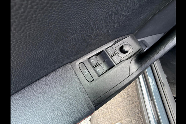 Seat Arona 1.0 TSI Xcellence FR Business Intense, trekhaak 1e eig.alcantara int.