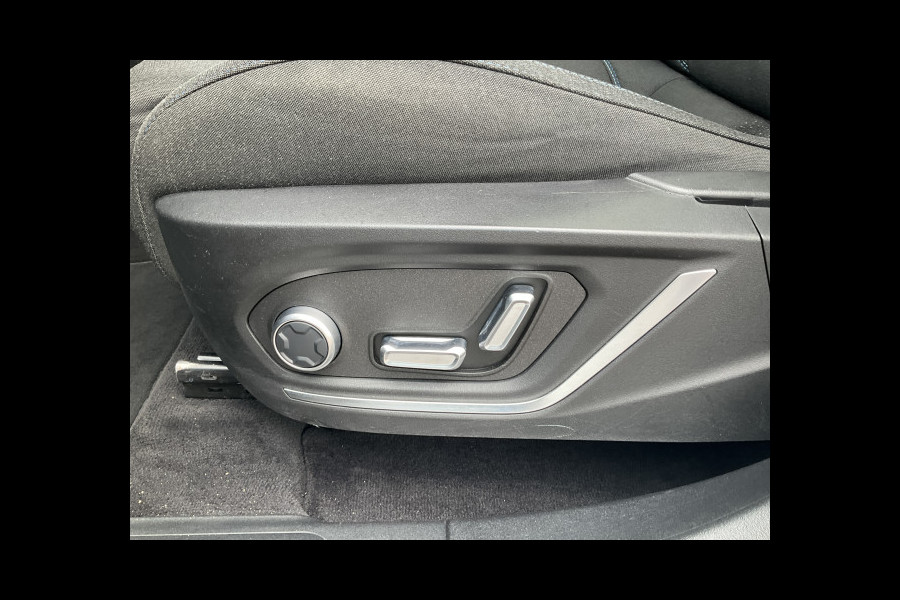 Lynk & Co 01 1.5 Plug-in 360° Carplay Stoelverw Incl.BTW Pano.dak PHEV