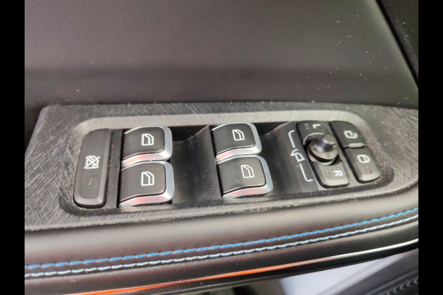 Lynk & Co 01 1.5 Plug-in 360° Carplay Stoelverw Incl.BTW Pano.dak PHEV