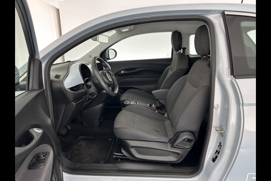 Fiat 500 Icon 42 kWh [ 3-Fase ] +COMPUTER DEFECT+ (INCL-BTW)*FULL-LED | DIGI-COCKPIT | CCS-FASTLOADER | KEYLESS | CAMERA | NAVI-FULLMAP | DAB+ | ECC | PDC | CRUISE | LANE-ASSIST | APP.CONNECT | COMFORT-SEATS | 16'