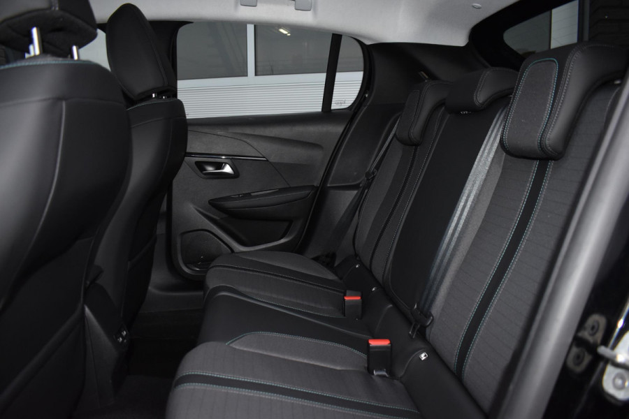 Peugeot 208 1.2 PureTech 100PK Allure Pack | Carplay | Camera | Incl. garantie