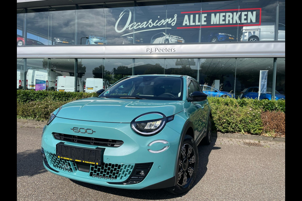 Fiat 600 1.2 Hybrid Urban Fiat 600 1.2 Hybrid Urban
