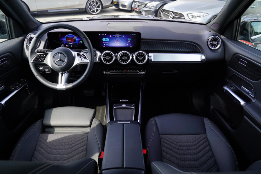Mercedes-Benz EQB 250+ Essential Line 71 kWh | Trekhaak | LuxeLeder | Spoorassistent | DAB+ | Applecarplay | Stoelverwarming | CAM