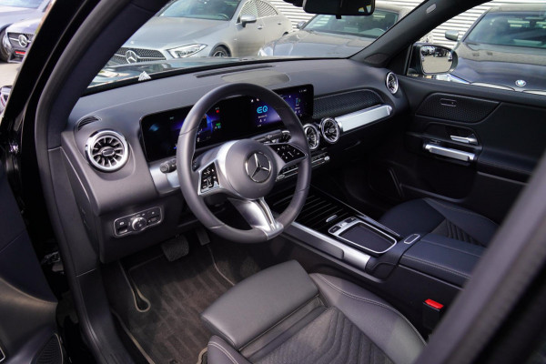 Mercedes-Benz EQB 250+ Essential Line 71 kWh | Trekhaak | LuxeLeder | Spoorassistent | DAB+ | Applecarplay | Stoelverwarming | CAM