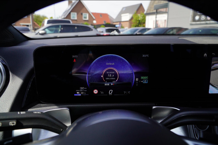 Mercedes-Benz EQB 250+ Essential Line 71 kWh | Trekhaak | LuxeLeder | Spoorassistent | DAB+ | Applecarplay | Stoelverwarming | CAM
