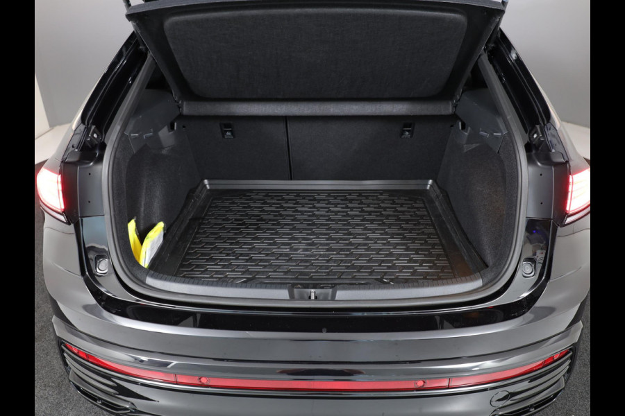 Volkswagen Taigo 1.0 TSI R-Line 116 pk Automaat (DSG) | Verlengde garantie | Navigatie via App | Parkeersensoren | LED koplampen | Black Style pakket | R-Line |
