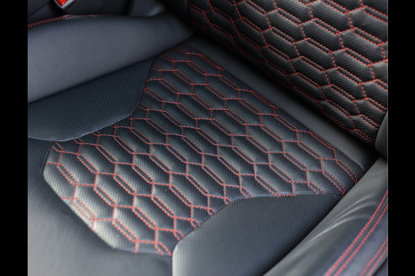 Lamborghini Urus 4.0 V8 | Carbon - ADAS - Pano - B&O - Massage