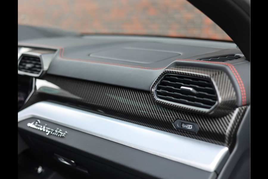 Lamborghini Urus 4.0 V8 | Carbon - ADAS - Pano - B&O - Massage
