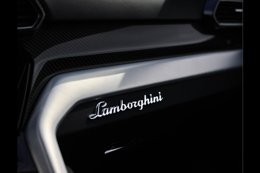 Lamborghini Urus 4.0 V8 | Carbon - ADAS - Pano - B&O - Massage