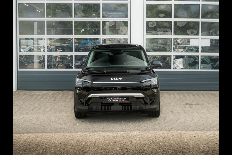 Kia EV3 Plus Advanced 58.3 kWh l Direct leverbaar | Private Lease v.a. € 542,- l Stoel Stuurverwarming l Glazen Schuifkantel dak l